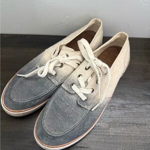 Women’s Casual Two-Tone Canvas Shoes